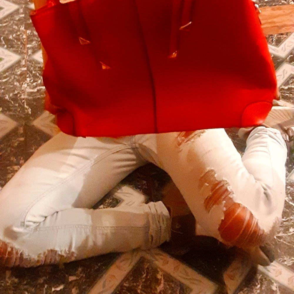 red purse